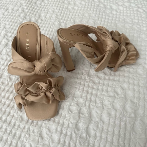 Brand new shoes and never worn! So cute! - Picture 3 of 3